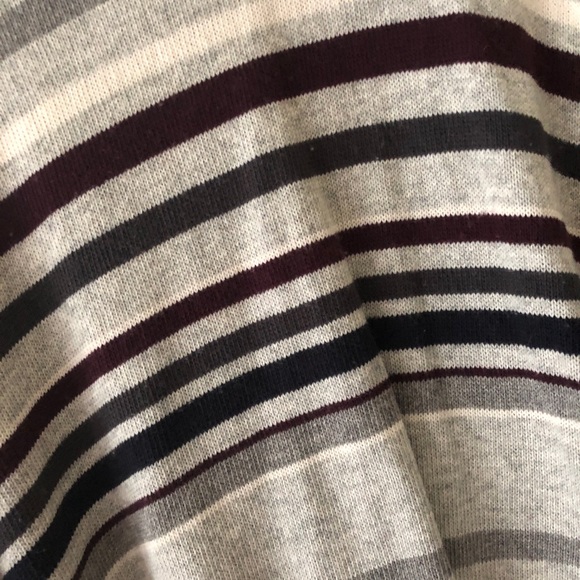 LOFT maroon/grey poncho - Picture 2 of 4